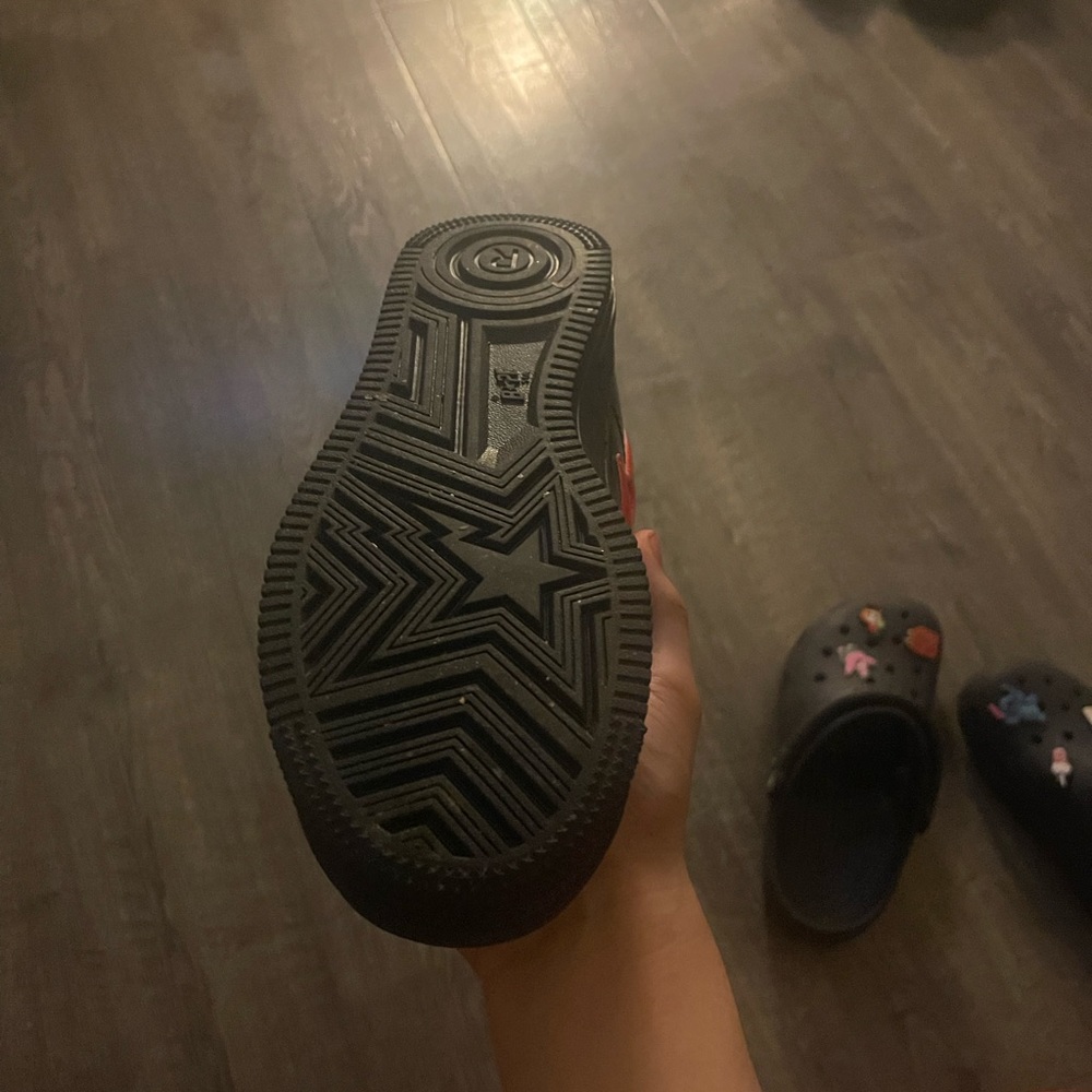 Bapestas size 8.5 - Picture 5 of 5